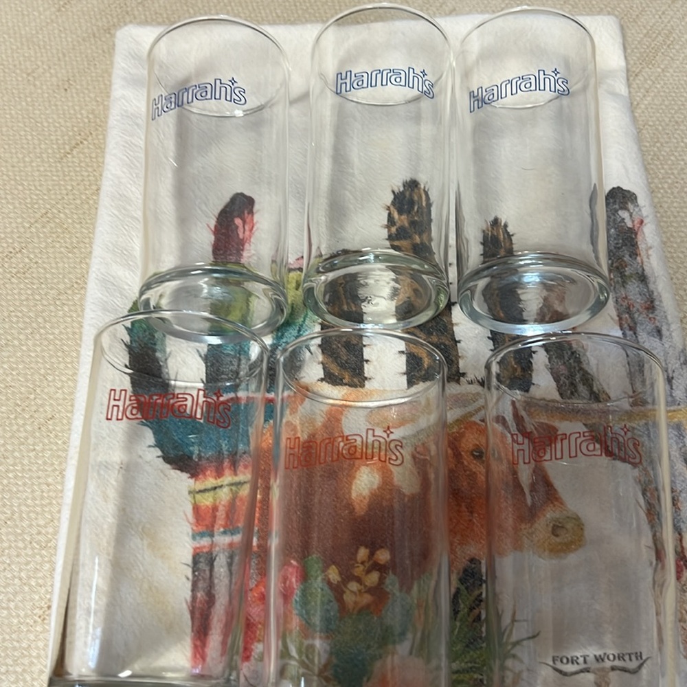 Harrahs casino cocktail glass